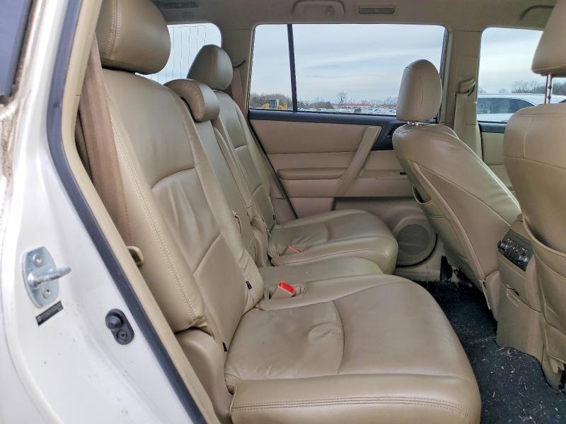 Photo 10 from auction – 2013 TOYOTA HIGHLANDER with VIN 5TDZA3EH2DS042919