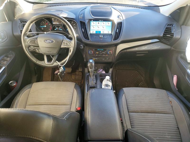 Photo 8 from auction – 2019 FORD ESCAPE SE with VIN 1FMCU0GD0KUB47162