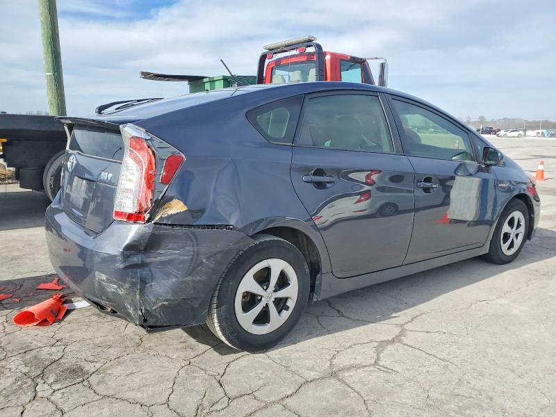 Photo 3 from auction – 2013 TOYOTA PRIUS with VIN JTDKN3DU7D5541788