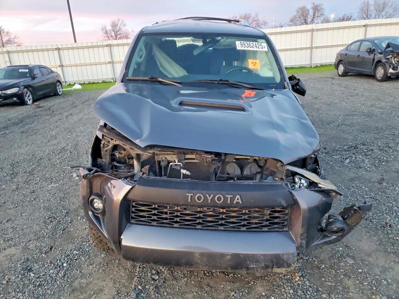 Photo 5 from auction – 2016 TOYOTA 4RUNNER SR with VIN JTEBU5JR5G5335786