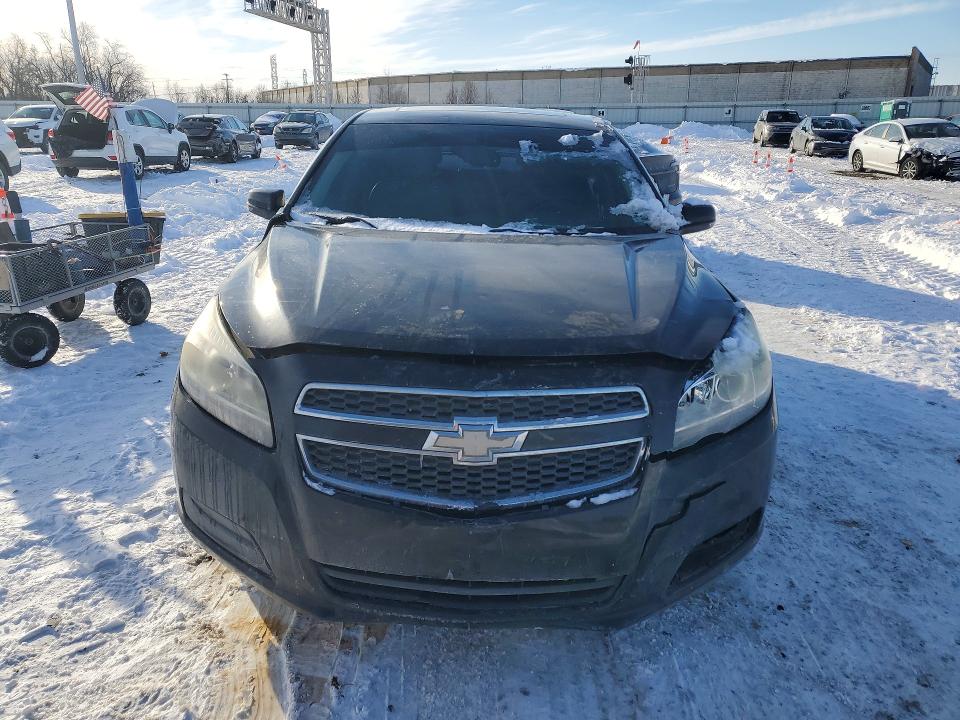 Photo 5 from auction – 2013 CHEVROLET MALIBU 1LT with VIN 1G11C5SA6DF225551