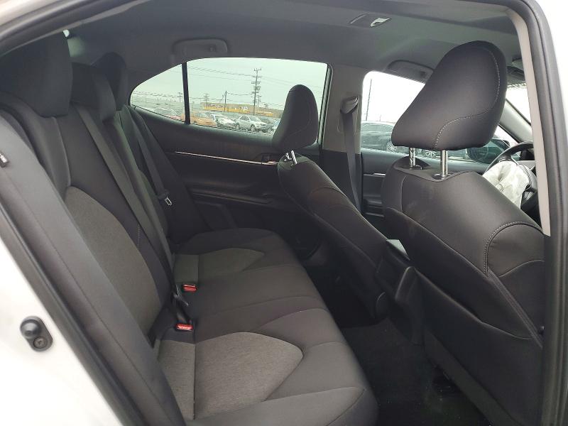 Photo 10 from auction – 2023 TOYOTA CAMRY LE with VIN 4T1C31AK2PU047183
