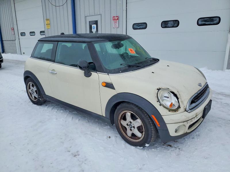 Photo 4 from auction – 2008 MINI COOPER with VIN WMWMF33518TU68349