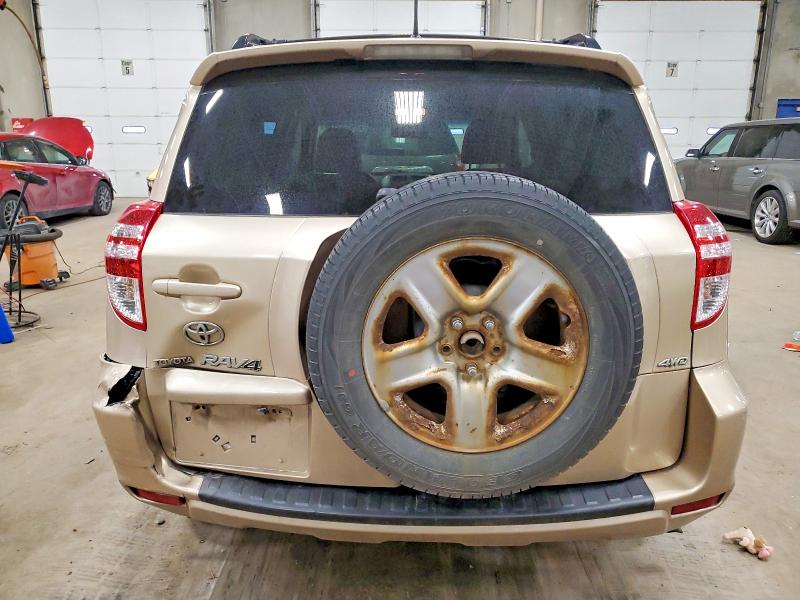 Photo 6 from auction – 2010 TOYOTA RAV4 with VIN JTMBF4DV0AD028282