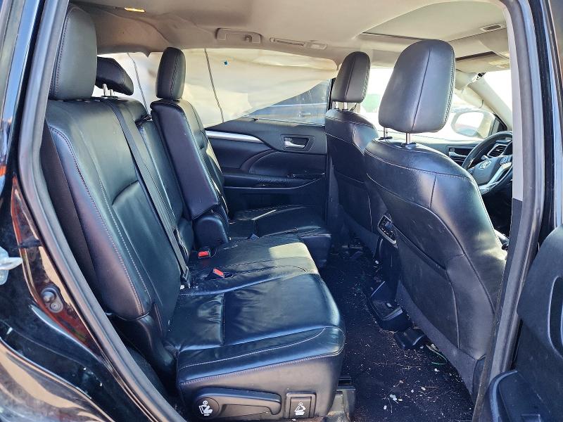Photo 11 from auction – 2016 TOYOTA HIGHLANDER with VIN 5TDKKRFH9GS150295