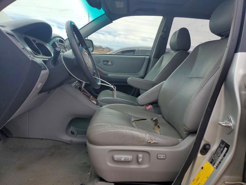 Photo 7 from auction – 2004 TOYOTA HIGHLANDER with VIN JTEDP21AX40042886