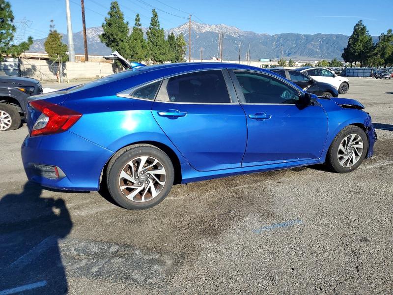 Photo 3 from auction – 2018 HONDA CIVIC with VIN 2HGFC2F71JH535404