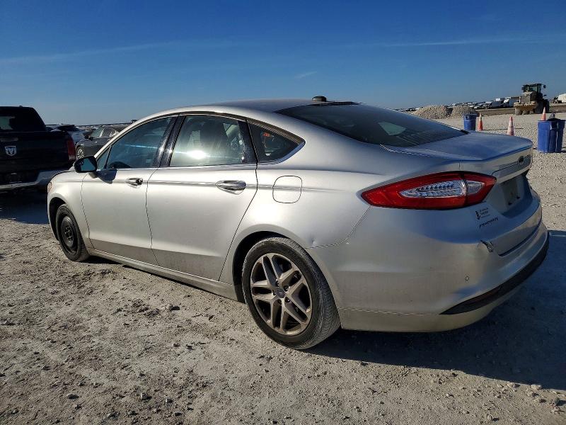 Photo 2 from auction – 2016 FORD FUSION with VIN 3FA6P0H71GR132790