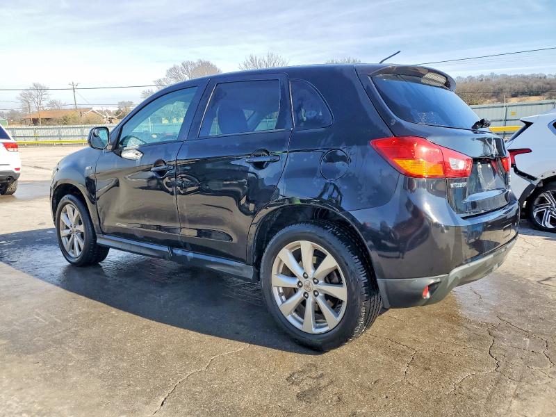 Photo 2 from auction – 2015 MITSUBISHI OUTLANDER with VIN 4A4AP3AW5FE039837