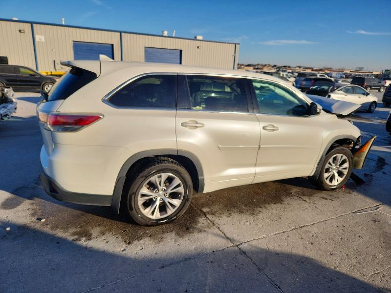 Фото 3 с аукциона – 2015 TOYOTA HIGHLANDER с VIN 5TDZKRFH2FS068700