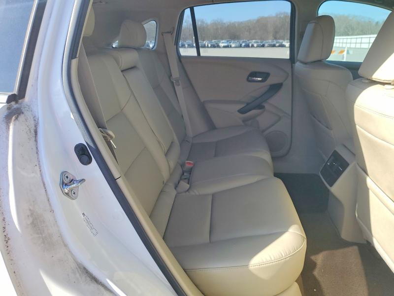Photo 11 from auction – 2018 ACURA RDX with VIN 5J8TB3H3XJL013301