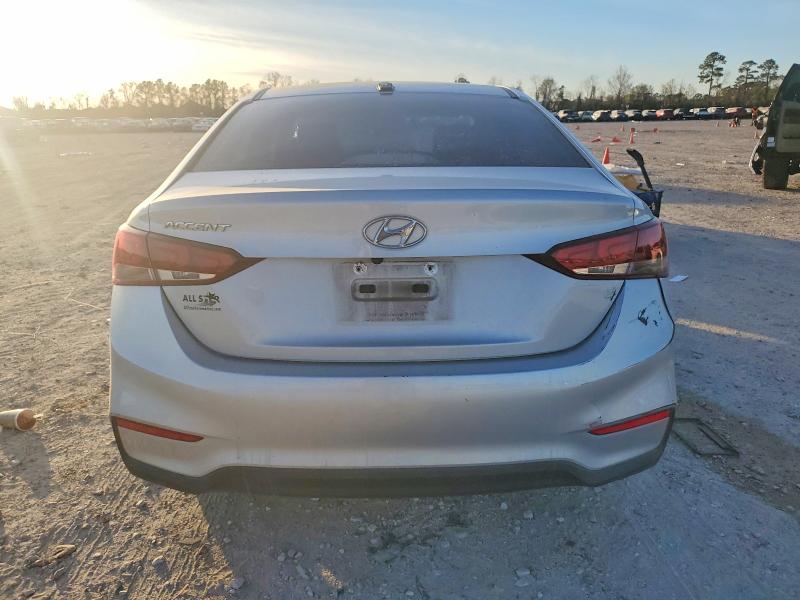Photo 6 from auction – 2019 HYUNDAI ACCENT with VIN 3KPC34A36KE052327