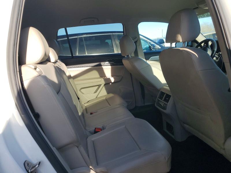 Photo 11 from auction – 2018 VOLKSWAGEN ATLAS with VIN 1V2CR2CA2JC546252