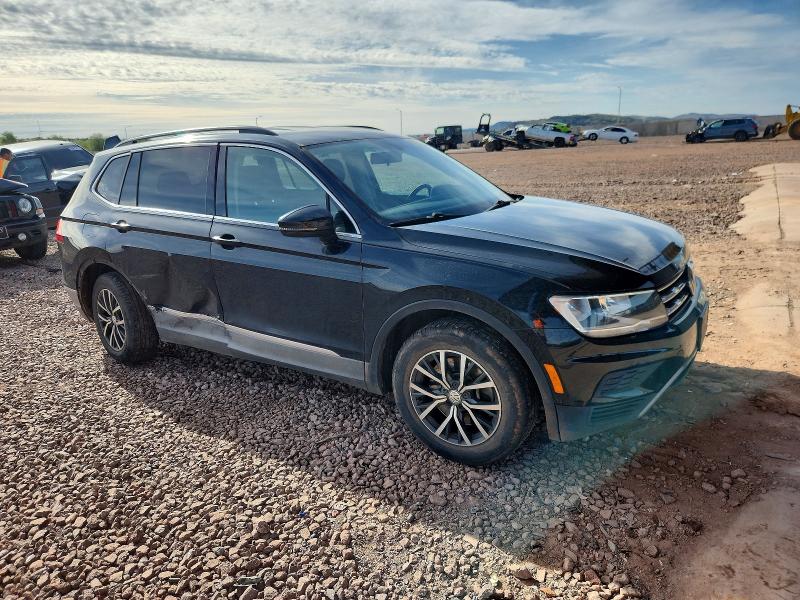 Photo 4 from auction – 2018 VOLKSWAGEN TIGUAN SE with VIN 3VV2B7AX7JM200543