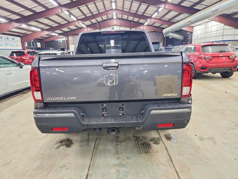 Photo 6 from auction – 2019 HONDA RIDGELINE with VIN 5FPYK3F53KB028839