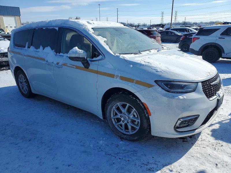 Photo 4 from auction – 2023 CHRYSLER PACIFICA T with VIN 2C4RC1BG6PR539849