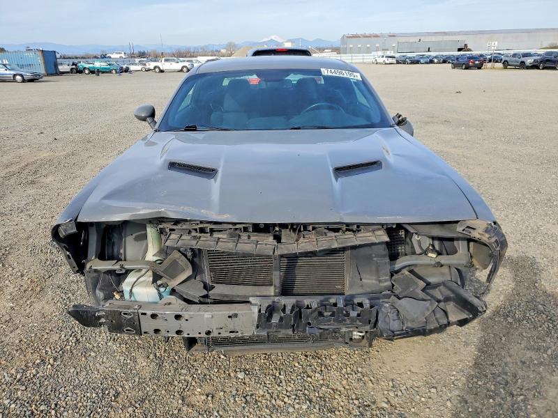 Photo 5 from auction – 2018 DODGE CHALLENGER with VIN 2C3CDZAG7JH215586