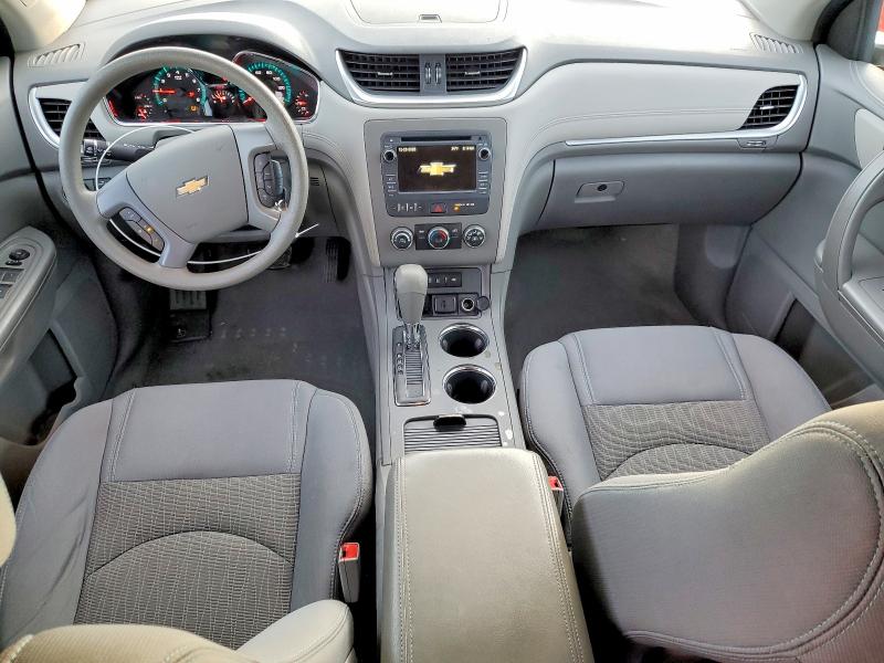 Photo 8 from auction – 2017 CHEVROLET TRAVERSE L with VIN 1GNKVFKD1HJ348674