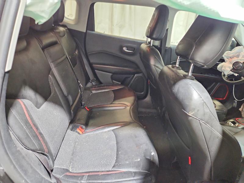 Photo 11 from auction – 2019 JEEP COMPASS TR with VIN 3C4NJDDB1KT620075