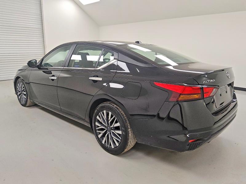 Photo 2 from auction – 2025 NISSAN ALTIMA SV with VIN 1N4BL4DV7SN361475