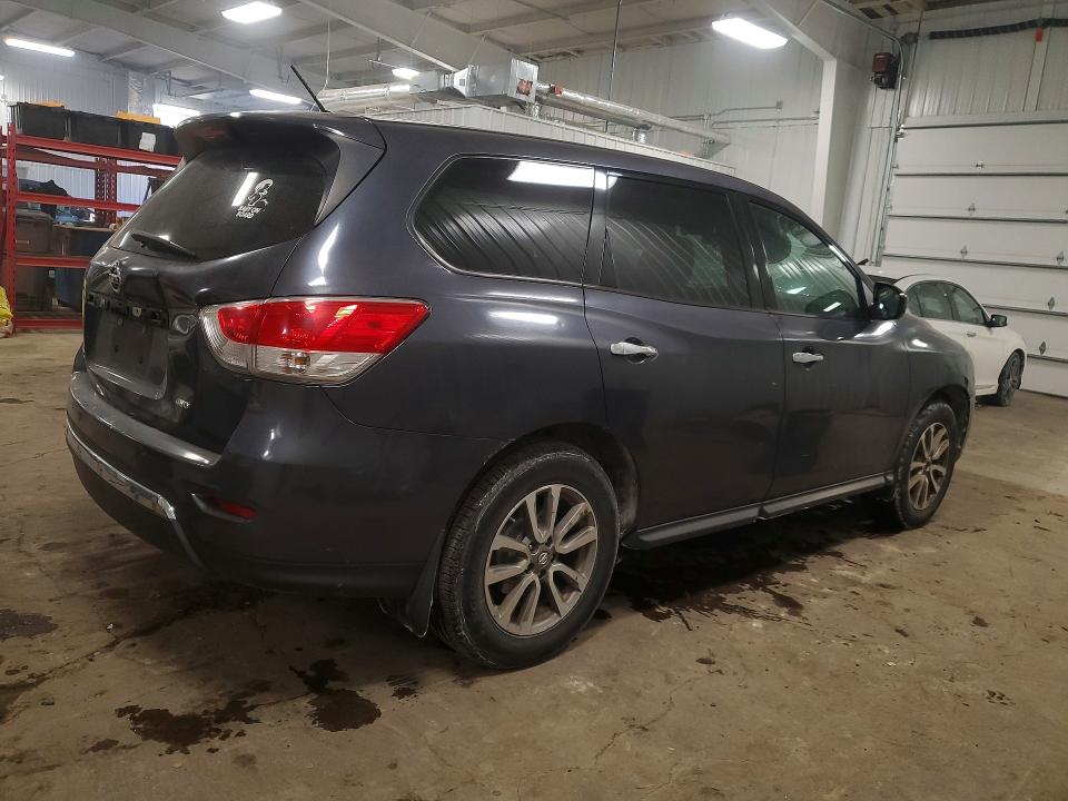 Photo 3 from auction – 2014 NISSAN PATHFINDER with VIN 5N1AR2MM5EC697251