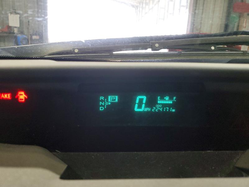 Photo 9 from auction – 2006 TOYOTA PRIUS with VIN JTDKB20U867514891