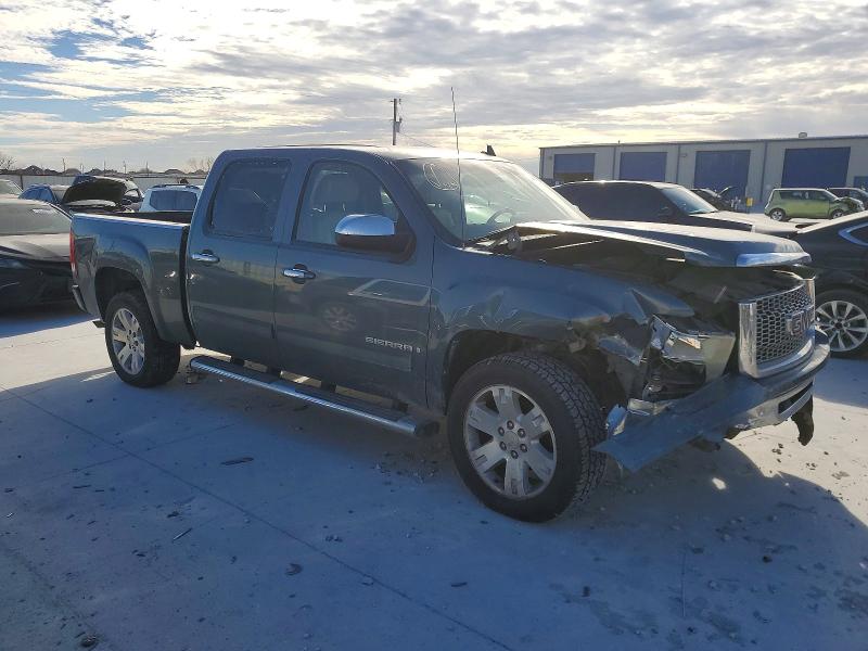 Zdjęcie 4 z aukcji – 2008 GMC SIERRA C15 z VIN 2GTEC13J581334936