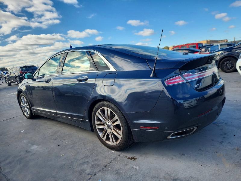 Foto 2 de la subasta – 2014 LINCOLN MKZ con VIN 3LN6L2LU9ER813285