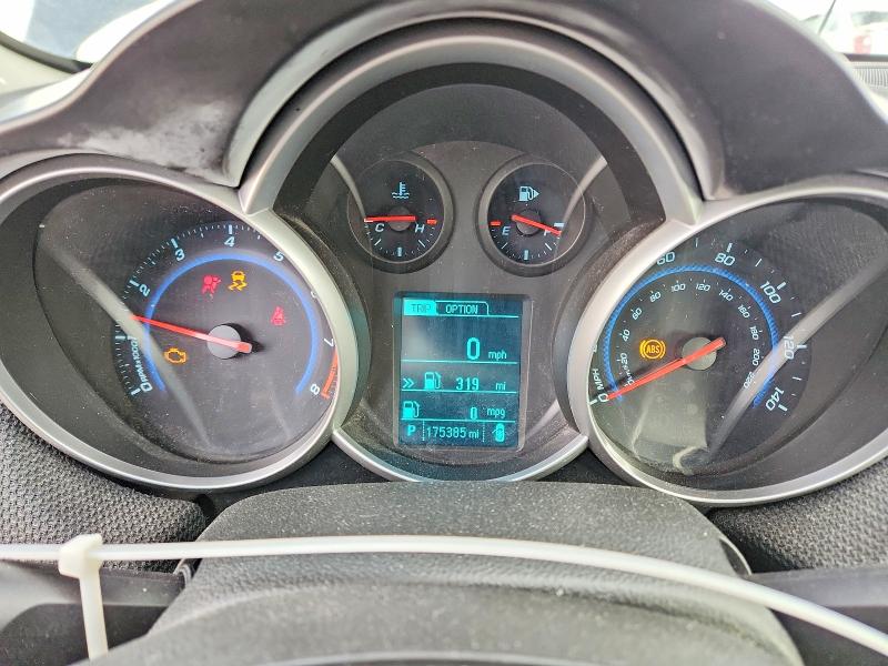 Photo 9 from auction – 2013 CHEVROLET CRUZE with VIN 1G1PC5SB3D7289303