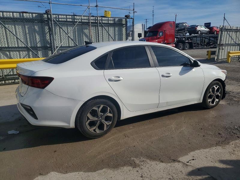 Photo 3 from auction – 2019 KIA FORTE with VIN 3KPF24AD5KE038105