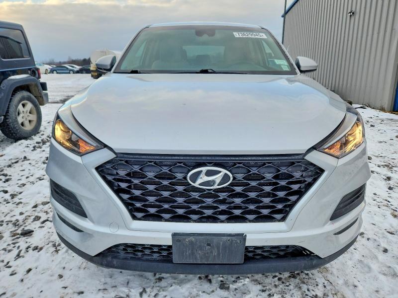 Photo 5 from auction – 2019 HYUNDAI TUCSON SE with VIN KM8J2CA40KU073278