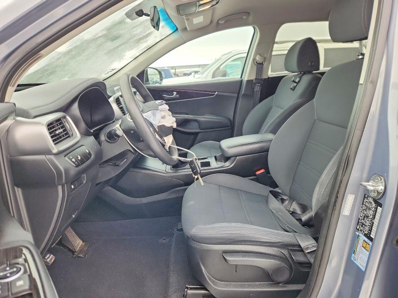 Photo 7 from auction – 2020 KIA SORENTO L with VIN 5XYPG4A37LG649755