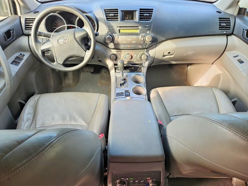 Photo 8 from auction – 2009 TOYOTA HIGHLANDER with VIN JTEDA41AX92007600