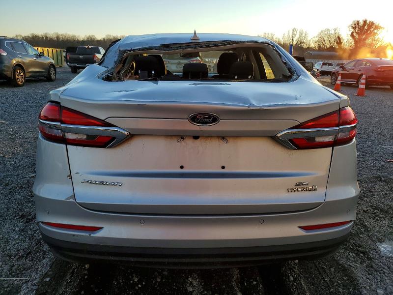 Photo 6 from auction – 2019 FORD FUSION SE with VIN 3FA6P0LU8KR274088