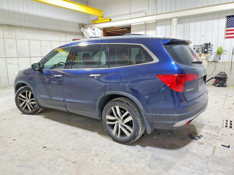 Photo 2 from auction – 2017 HONDA PILOT TOUR with VIN 5FNYF6H99HB022745