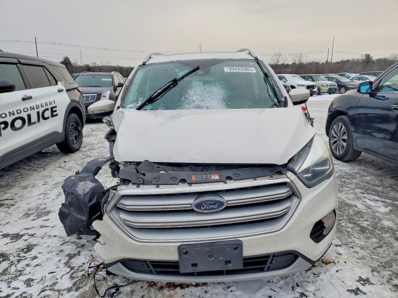 Photo 5 from auction – 2017 FORD ESCAPE with VIN 1FMCU9J9XHUA07718
