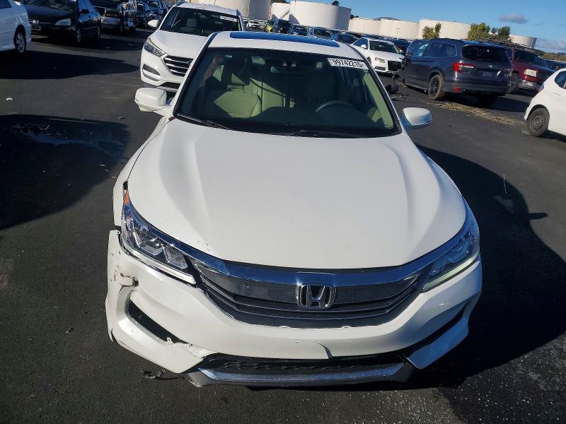 Photo 5 from auction – 2016 HONDA ACCORD EX with VIN 1HGCR2F77GA108401