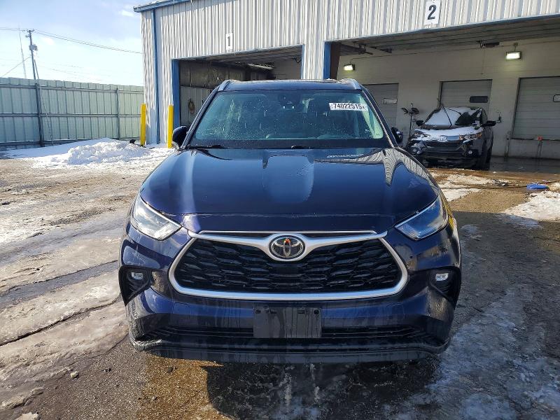 Photo 5 from auction – 2021 TOYOTA HIGHLANDER with VIN 5TDGZRBH1MS068788