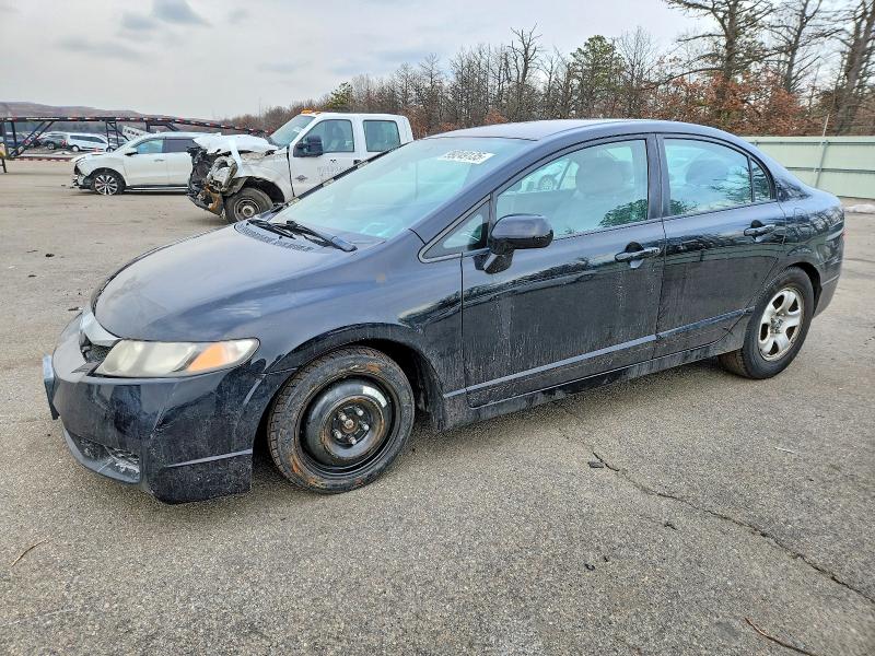 HONDA CIVIC 2011 with VIN 2HGFA1F55BH308779 - Photo from auction