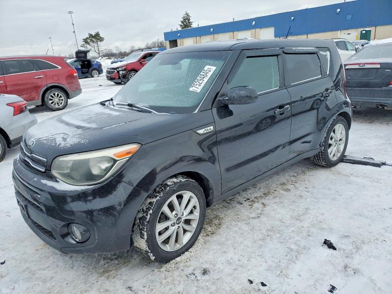 KIA SOUL 2017 مع رقم تعريف المركبة KNDJP3A58H7420488 - صورة من المزاد