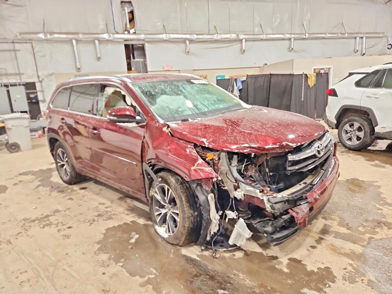 Photo 4 from auction – 2016 TOYOTA HIGHLANDER with VIN 5TDJKRFH4GS276446