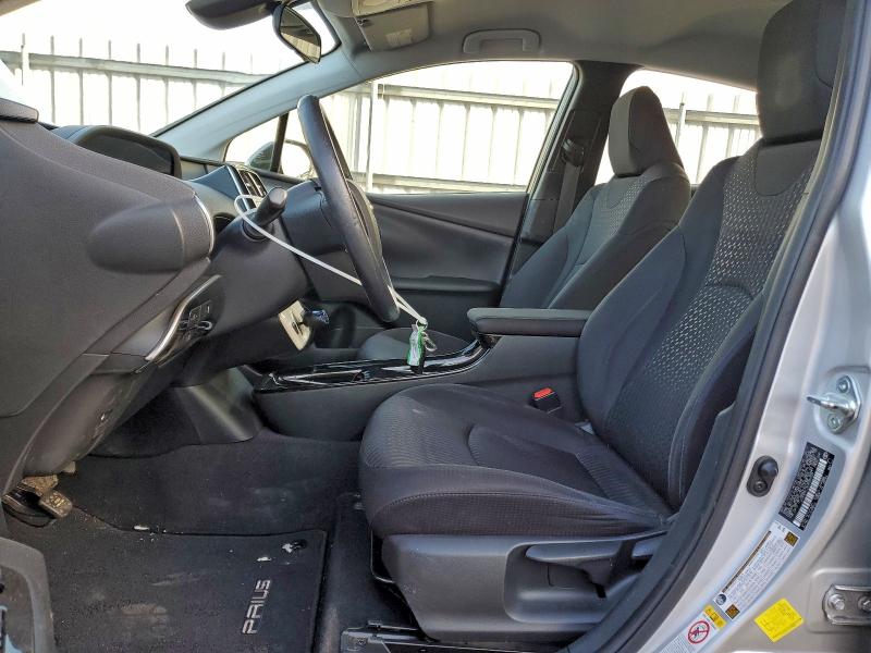 Photo 7 from auction – 2017 TOYOTA PRIUS with VIN JTDKARFU3H3535029