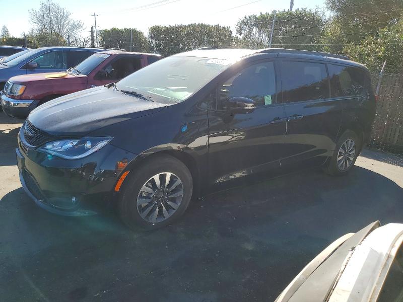 CHRYSLER PACIFICA H 2020 with VIN 2C4RC1N70LR199426 - Photo from auction