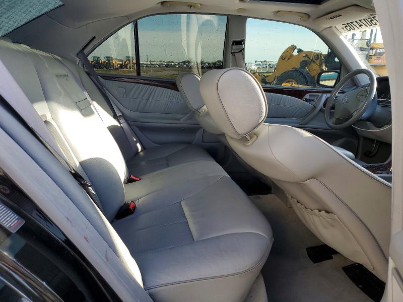 Photo 10 from auction – 2001 MERCEDES-BENZ E 320 with VIN WDBJF65J11B251167