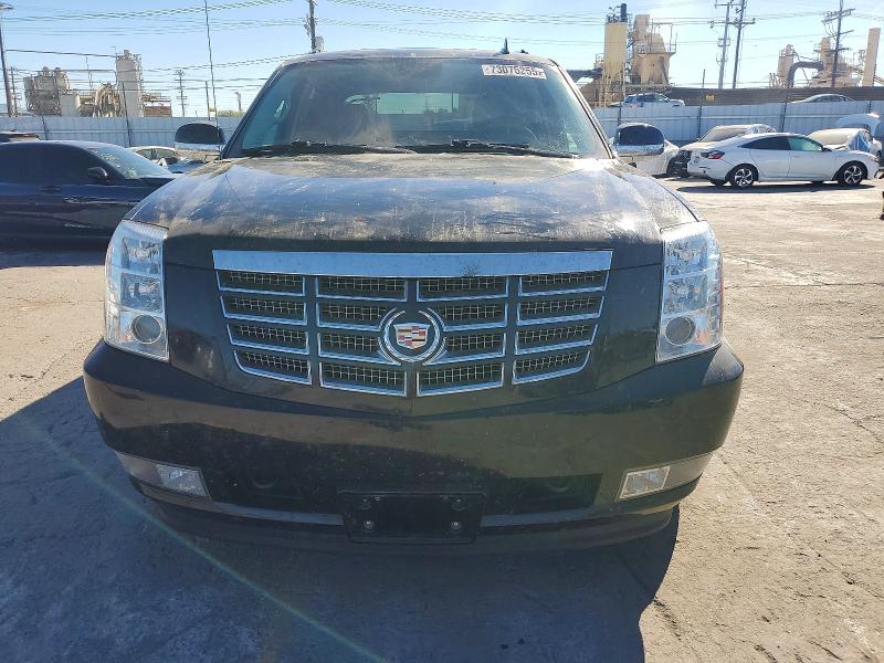 Photo 5 from auction – 2013 CADILLAC ESCALADE E with VIN 3GYT4NEF7DG146922