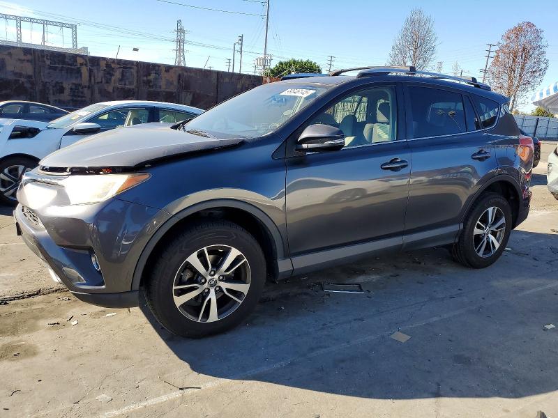 TOYOTA RAV4 XLE 2016 with VIN JTMWFREV0GJ096489 - Photo from auction