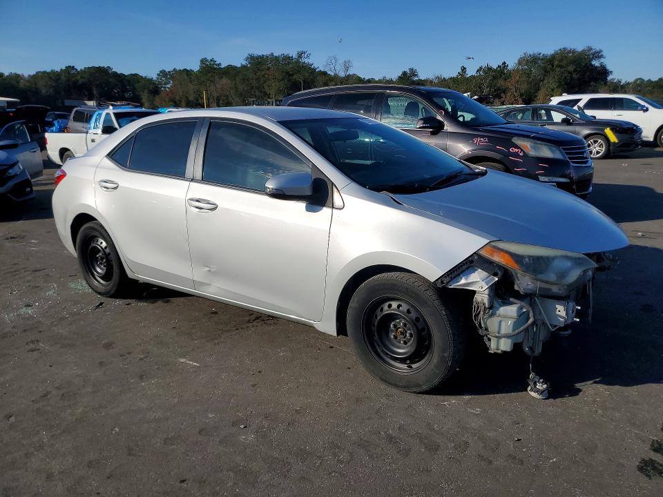 Photo 4 from auction – 2015 TOYOTA COROLLA L with VIN 2T1BURHE3FC340940
