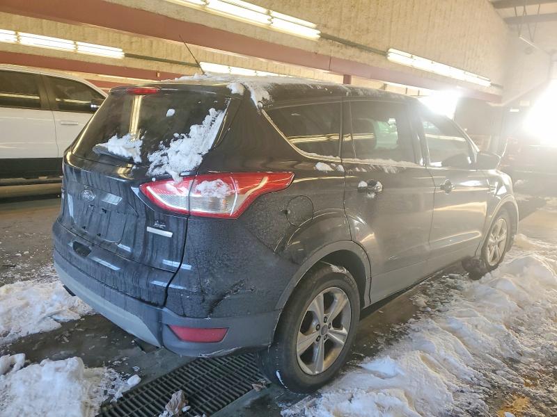 Photo 3 from auction – 2016 FORD ESCAPE with VIN 1FMCU0G92GUC45404