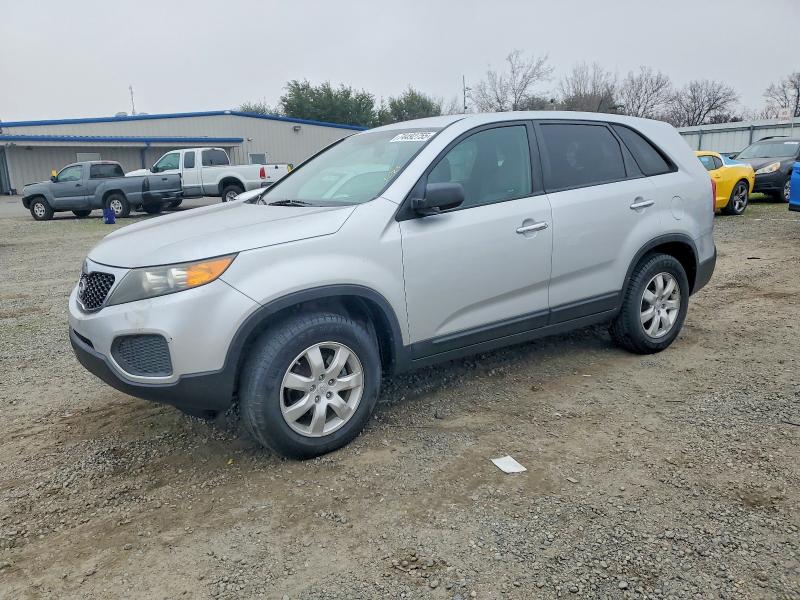 KIA SORENTO 2011 with VIN 5XYKT3A17BG010675 - Photo from auction