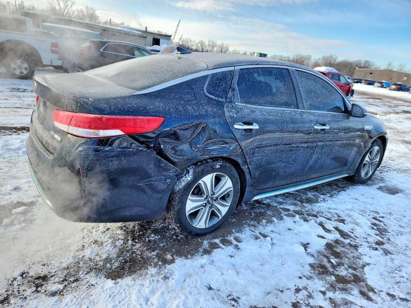 Photo 3 from auction – 2017 KIA OPTIMA PLU with VIN KNAGV4LD4H5009818